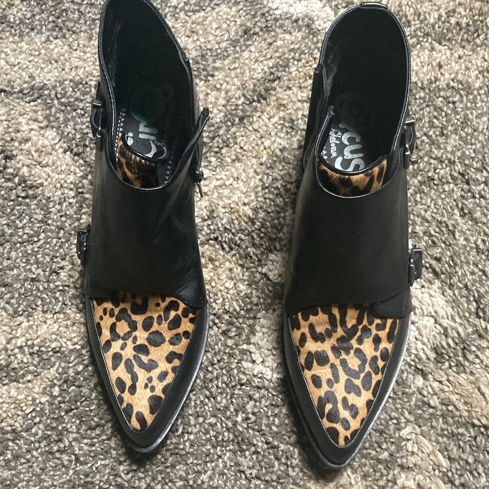 Sam Edelman calf hair booties size 8. Never worn.
